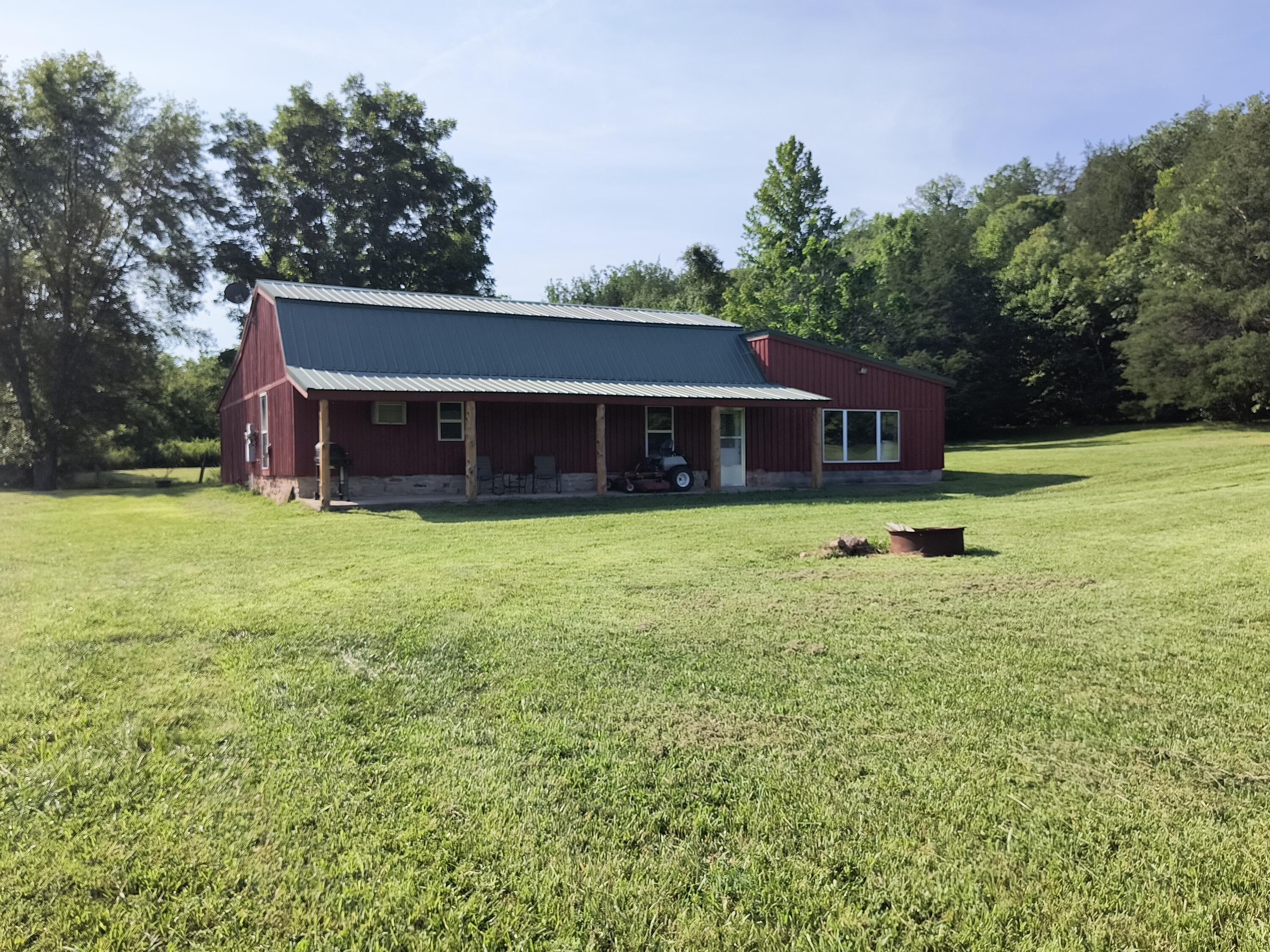 201 Barrett Hollow Lane 1