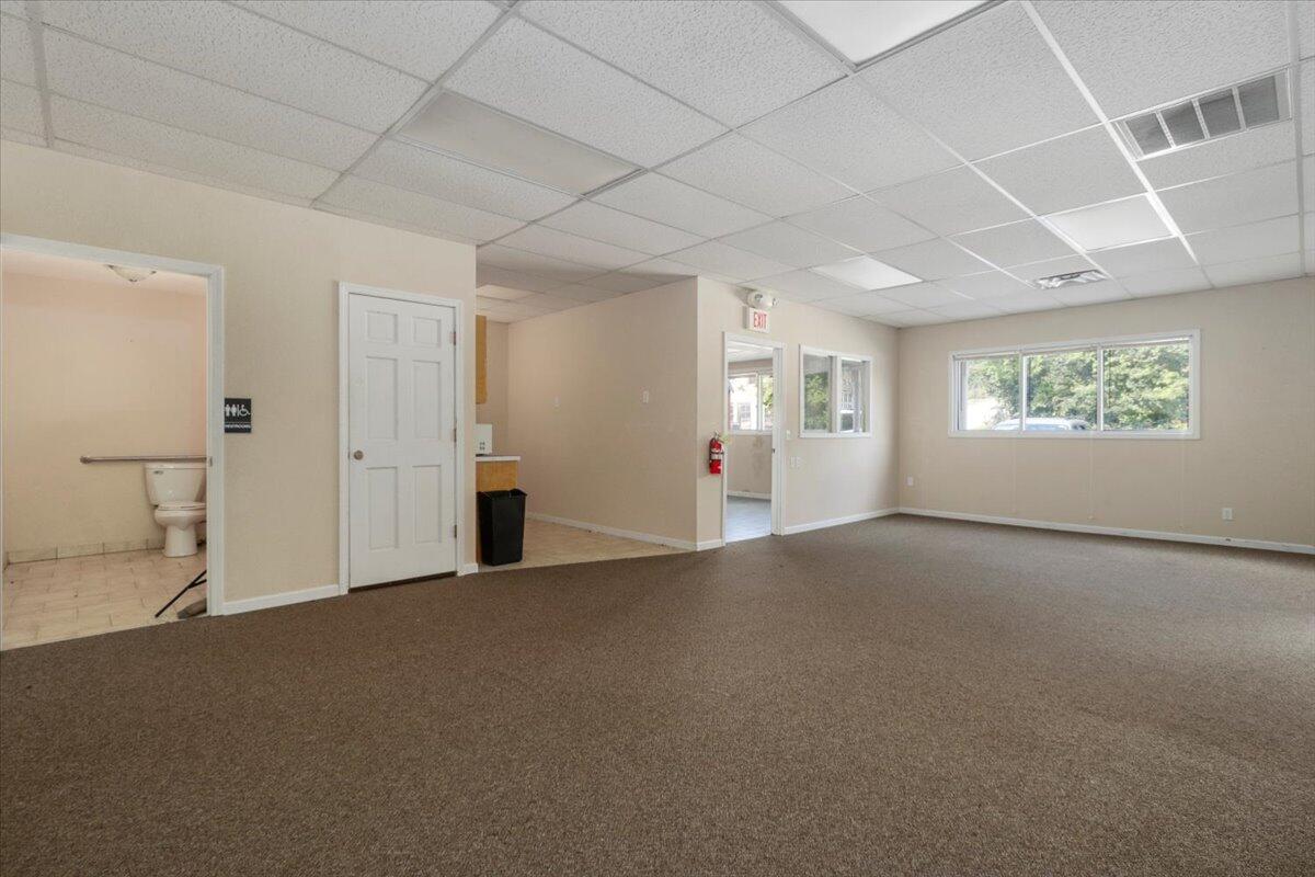 1006 Nettleton #Suite B 3