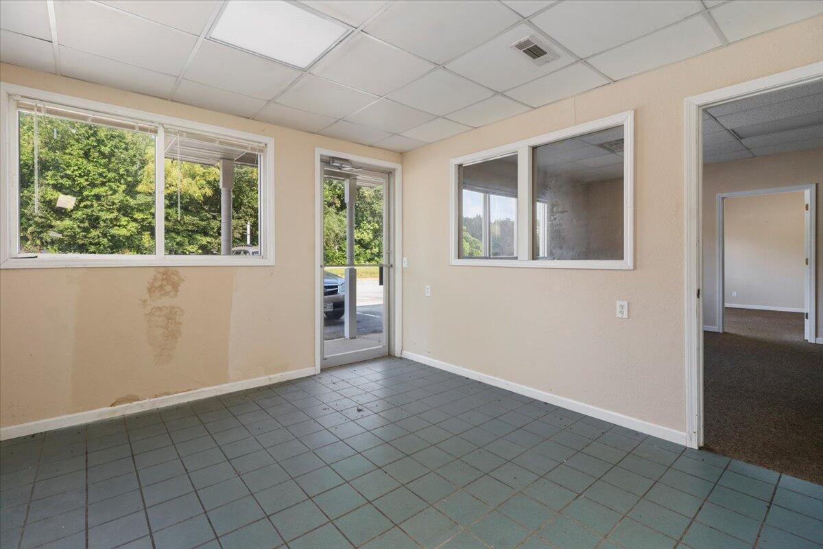 1006 Nettleton #Suite B 4