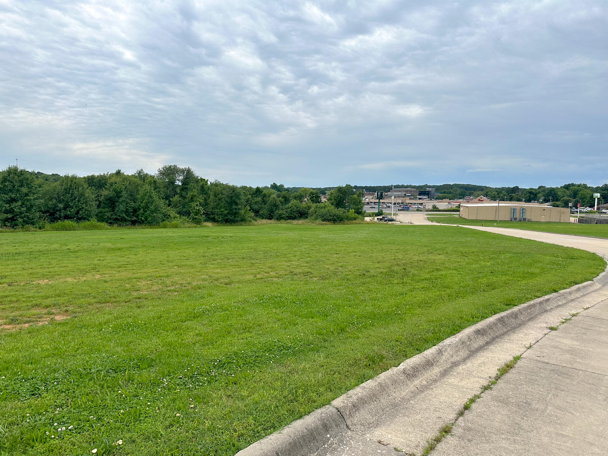 000 Missouri Avenue 1