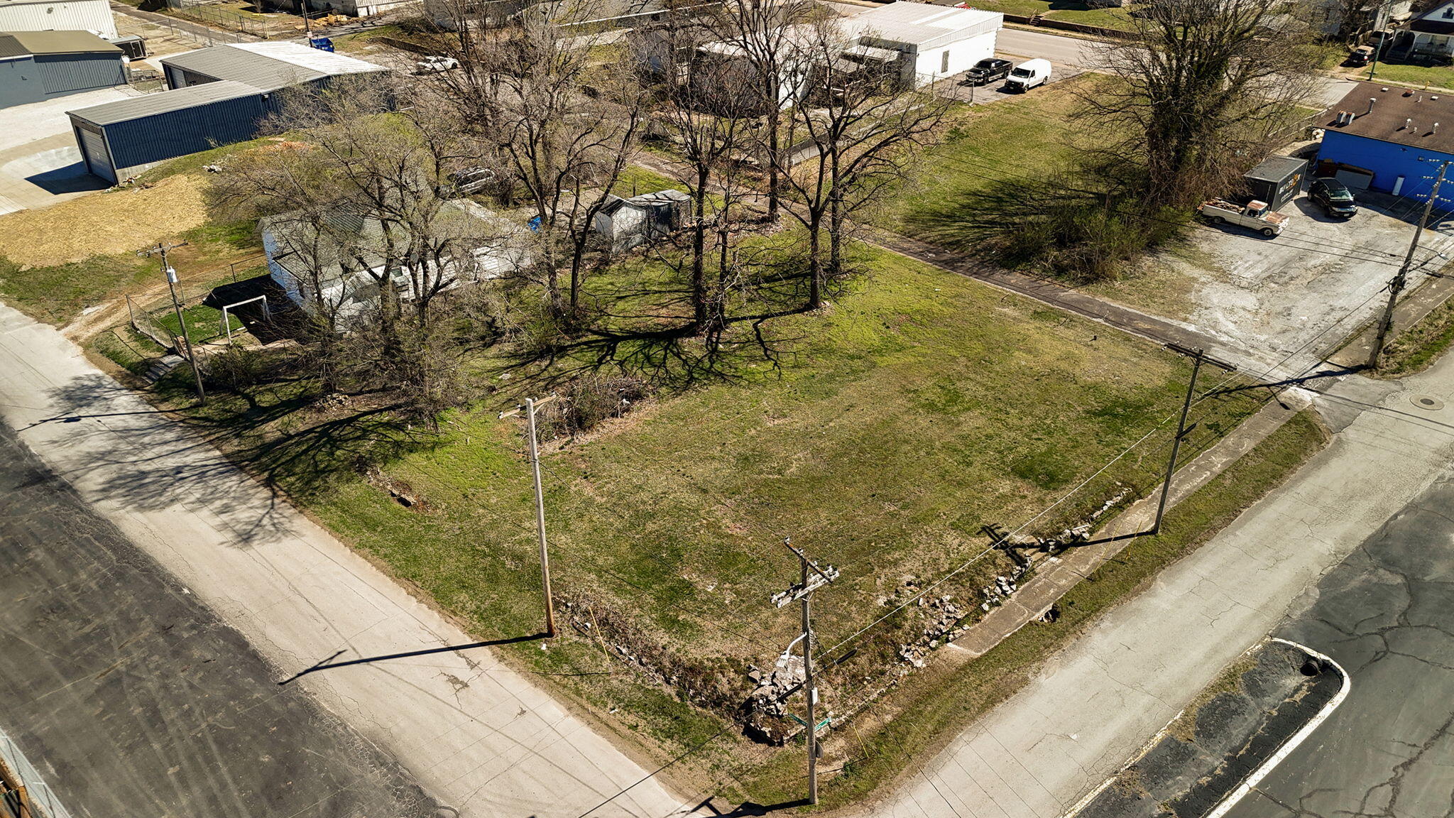 222 N 8th 1