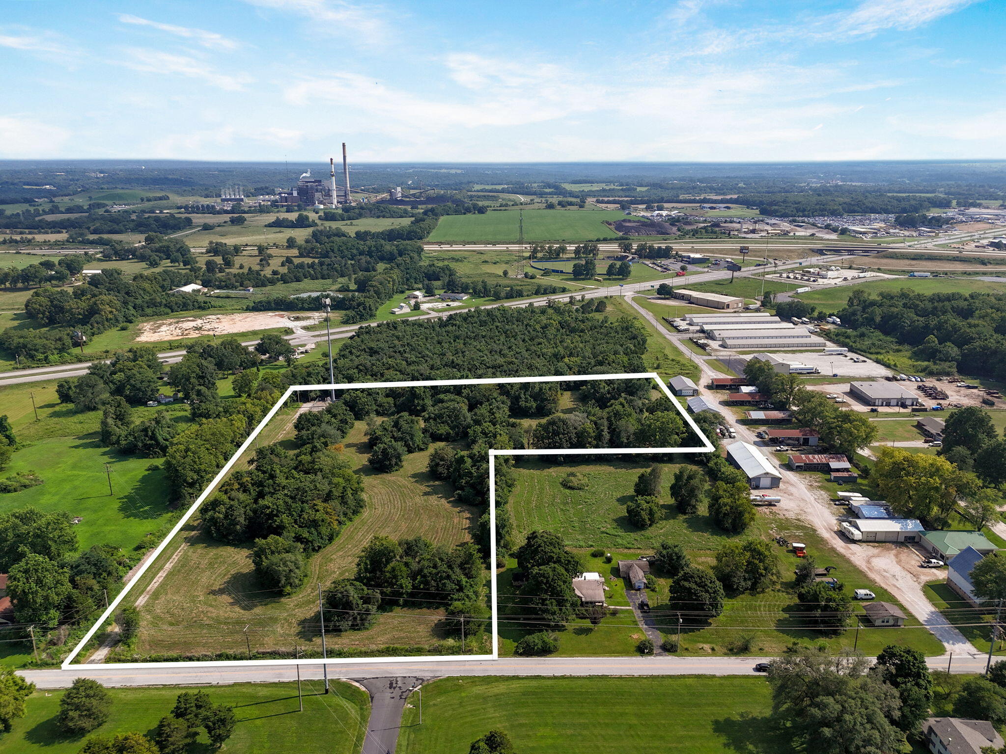 000 W Farm Road 156 1