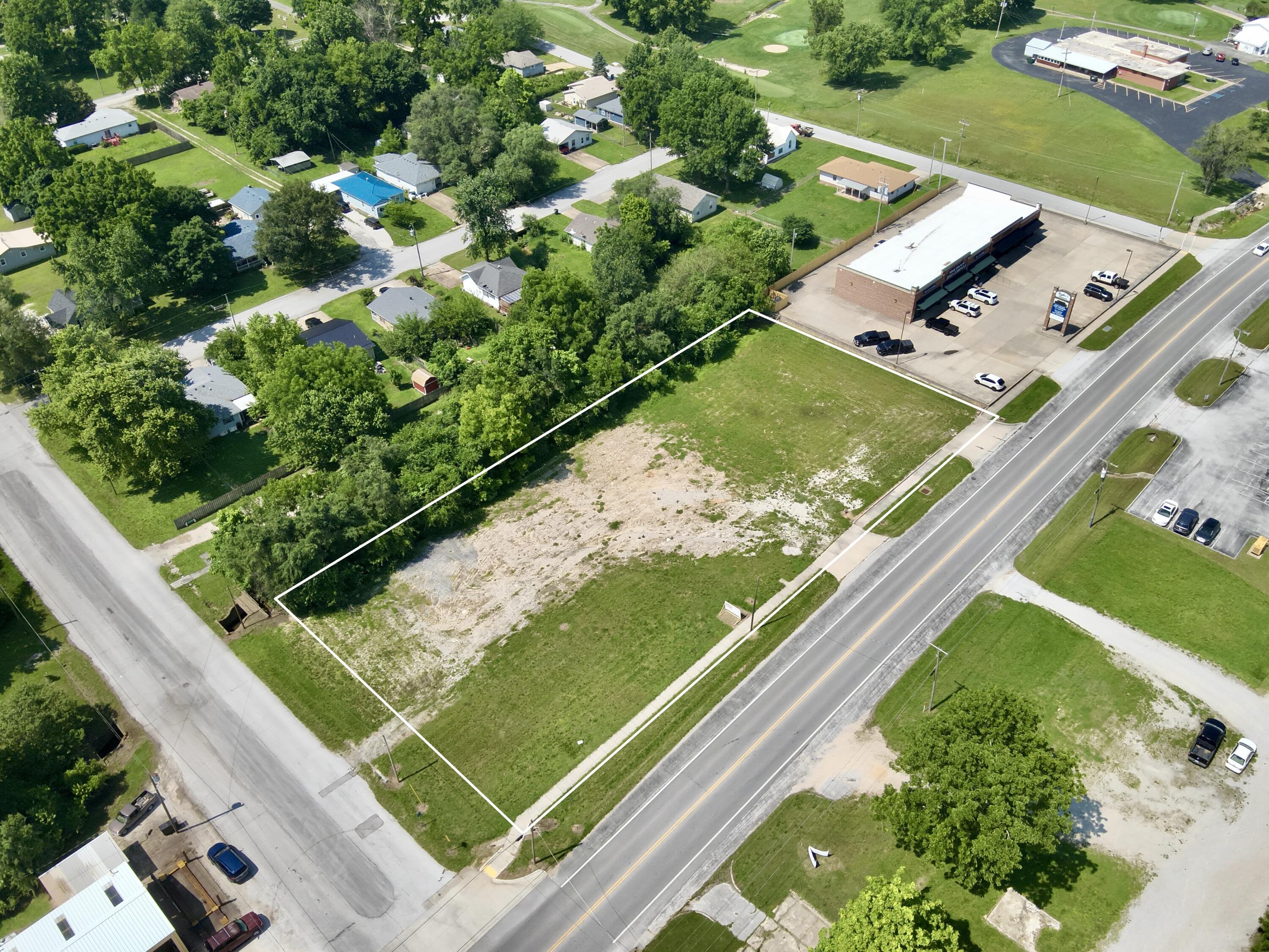 1302 W Broadway 1