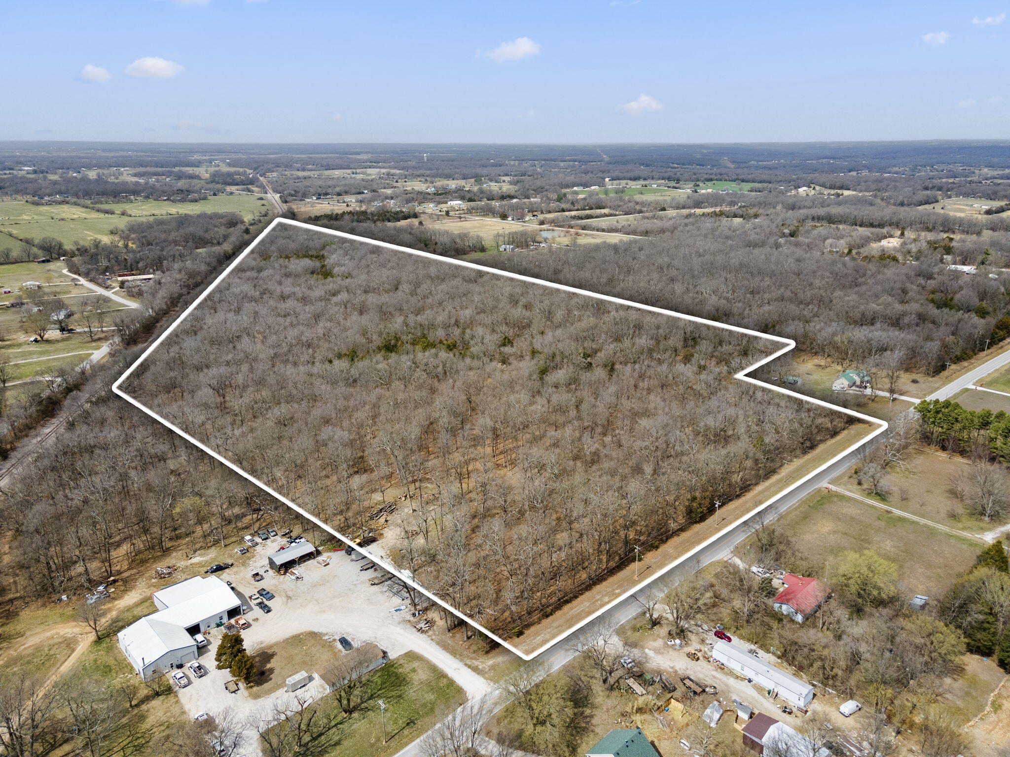 2007 N Farm Road 89 1