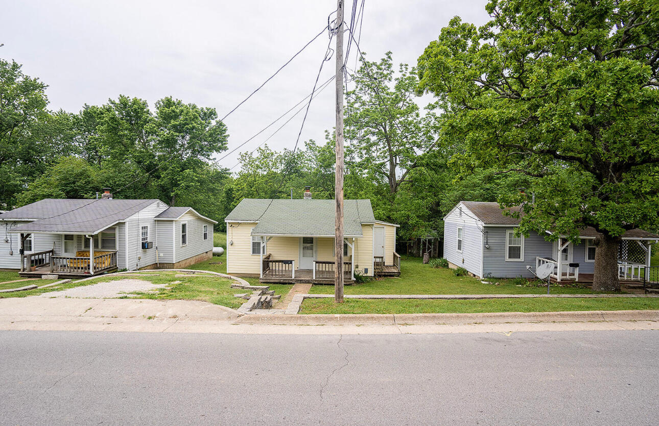 1331 N Howell 1