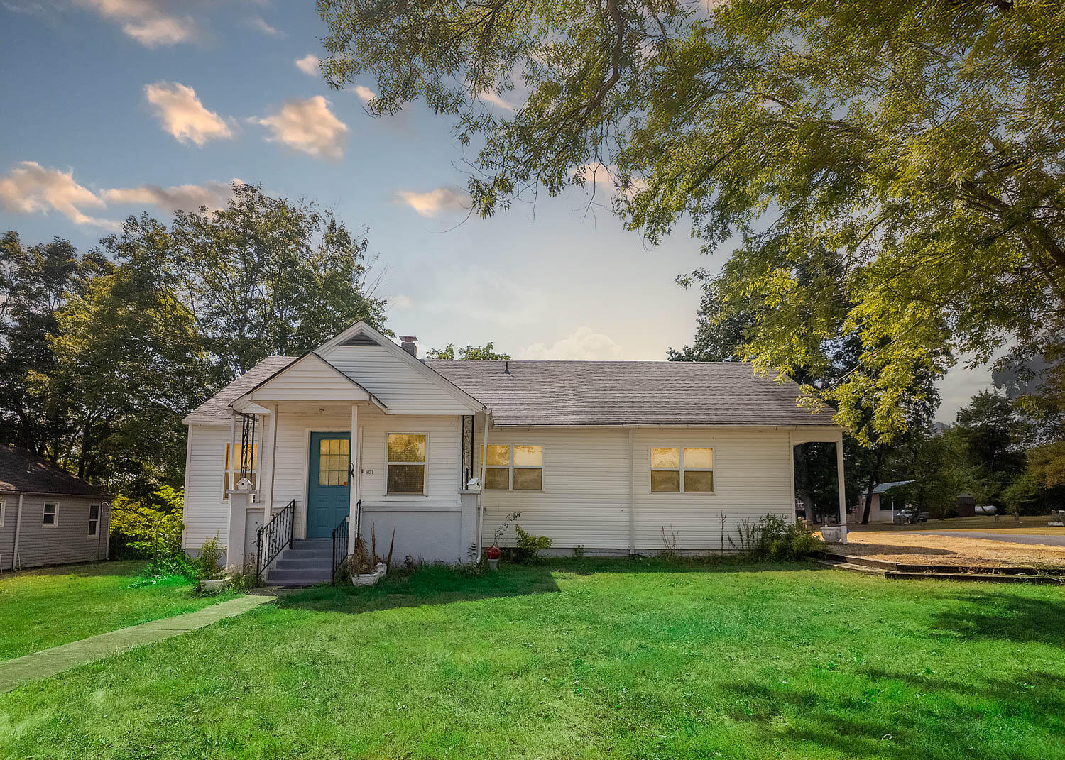 501 Owens Street 1