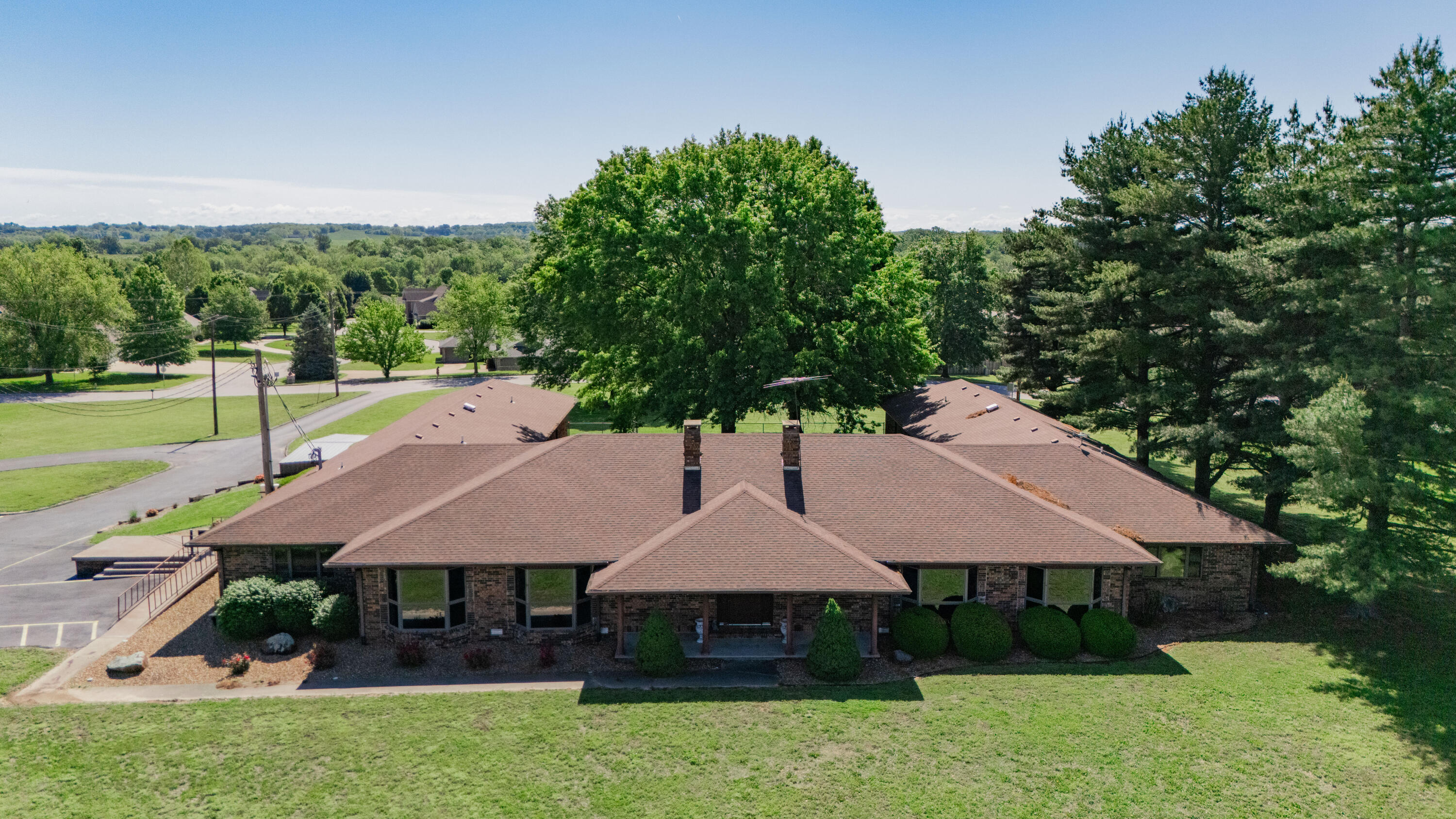 807 N Briarwood
