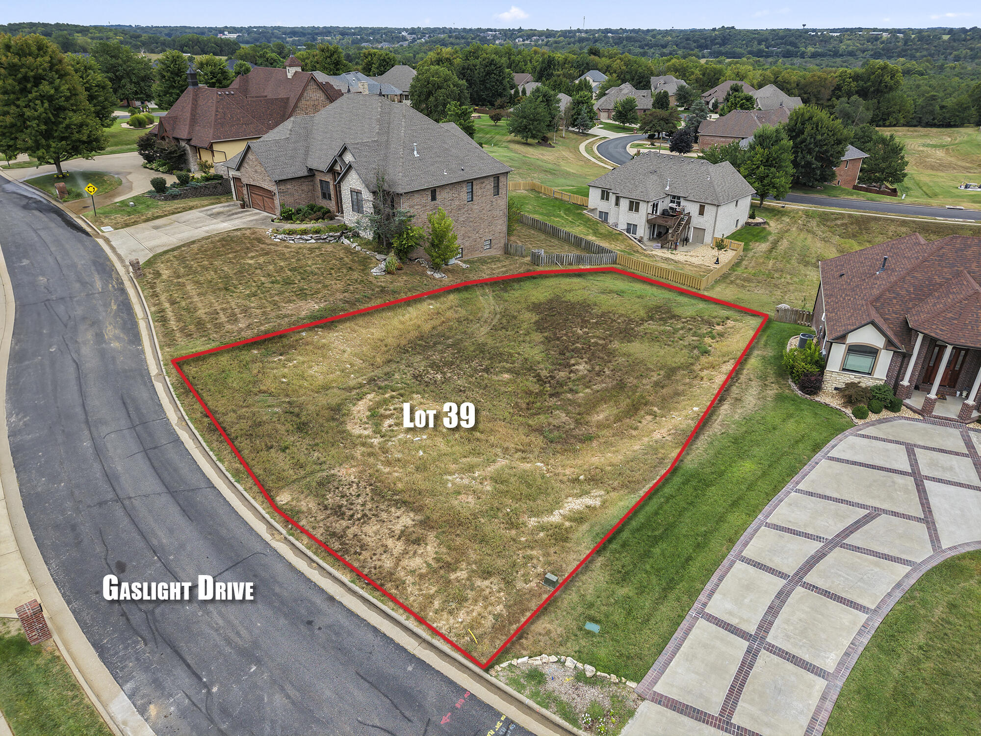 1532 W Gaslight 1