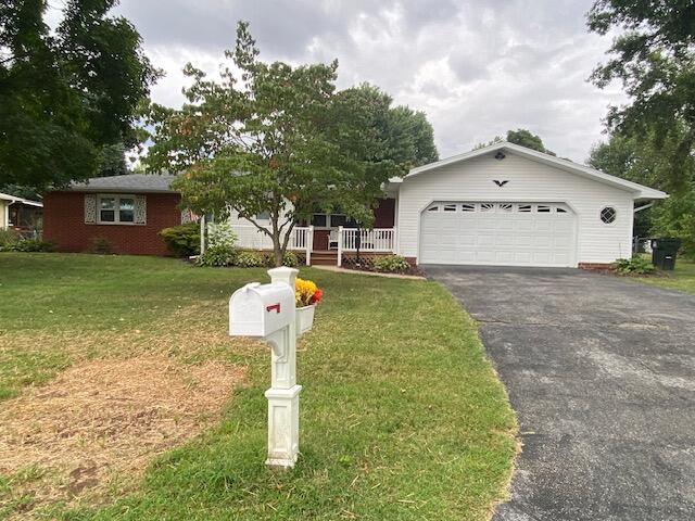 906 W Pearl 1