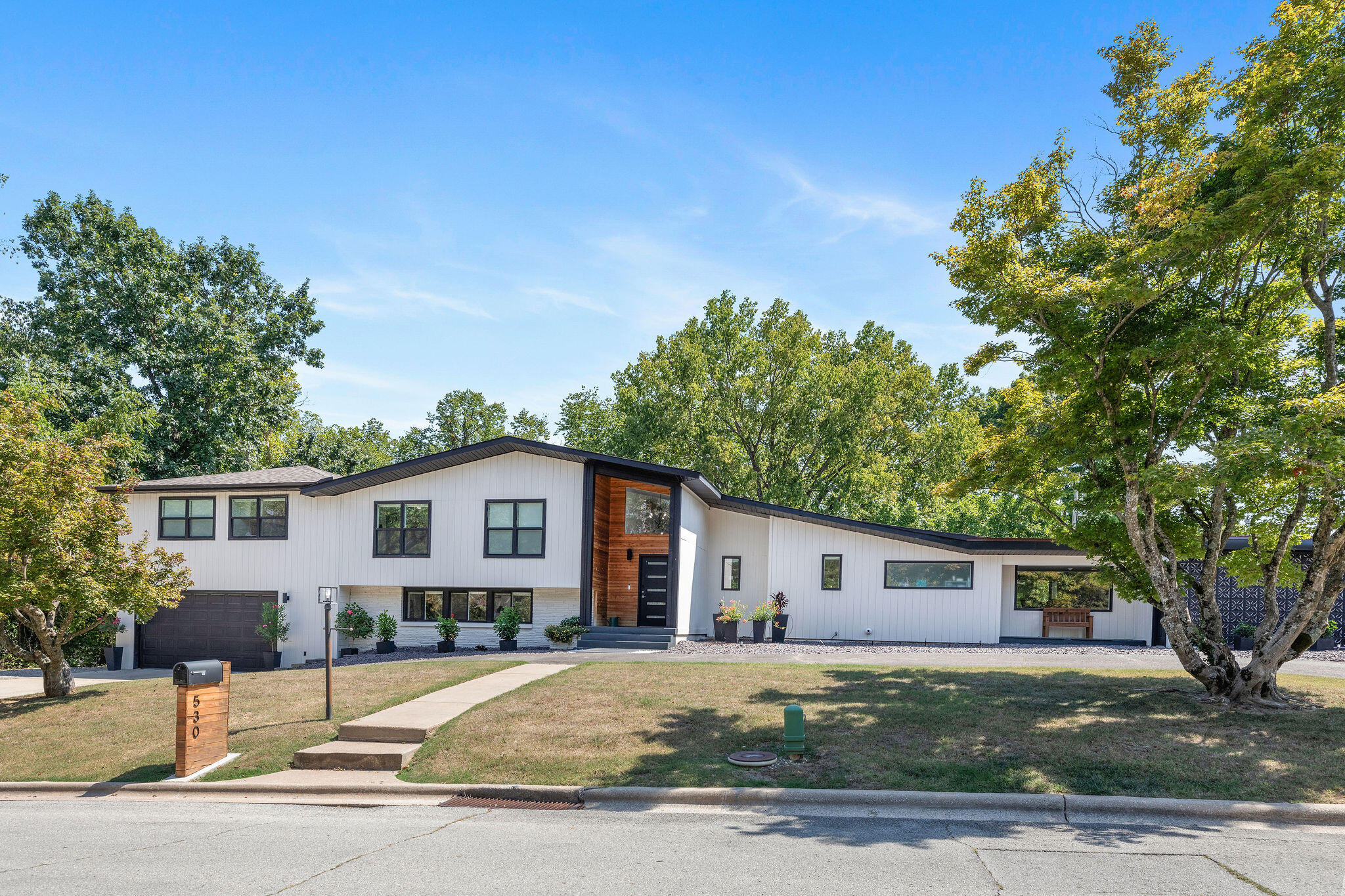 530 Parnell 1