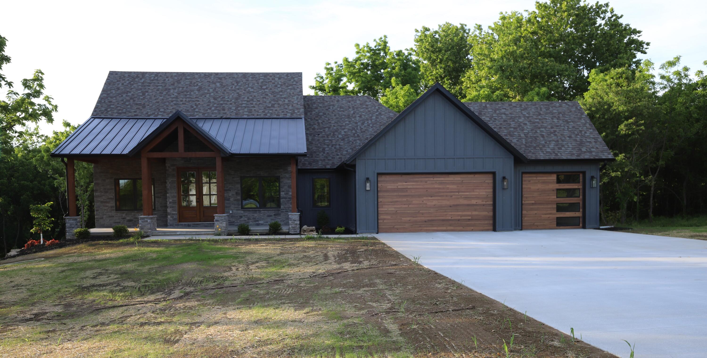 303 Crystal Valley Rd 1