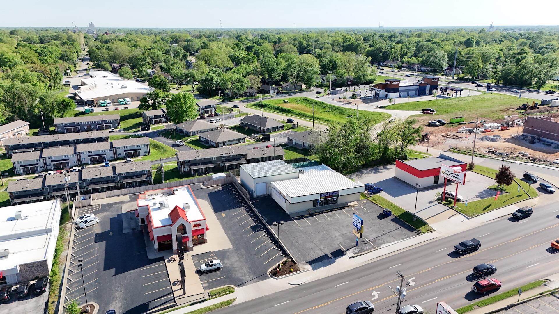 1430 W Kearney 1