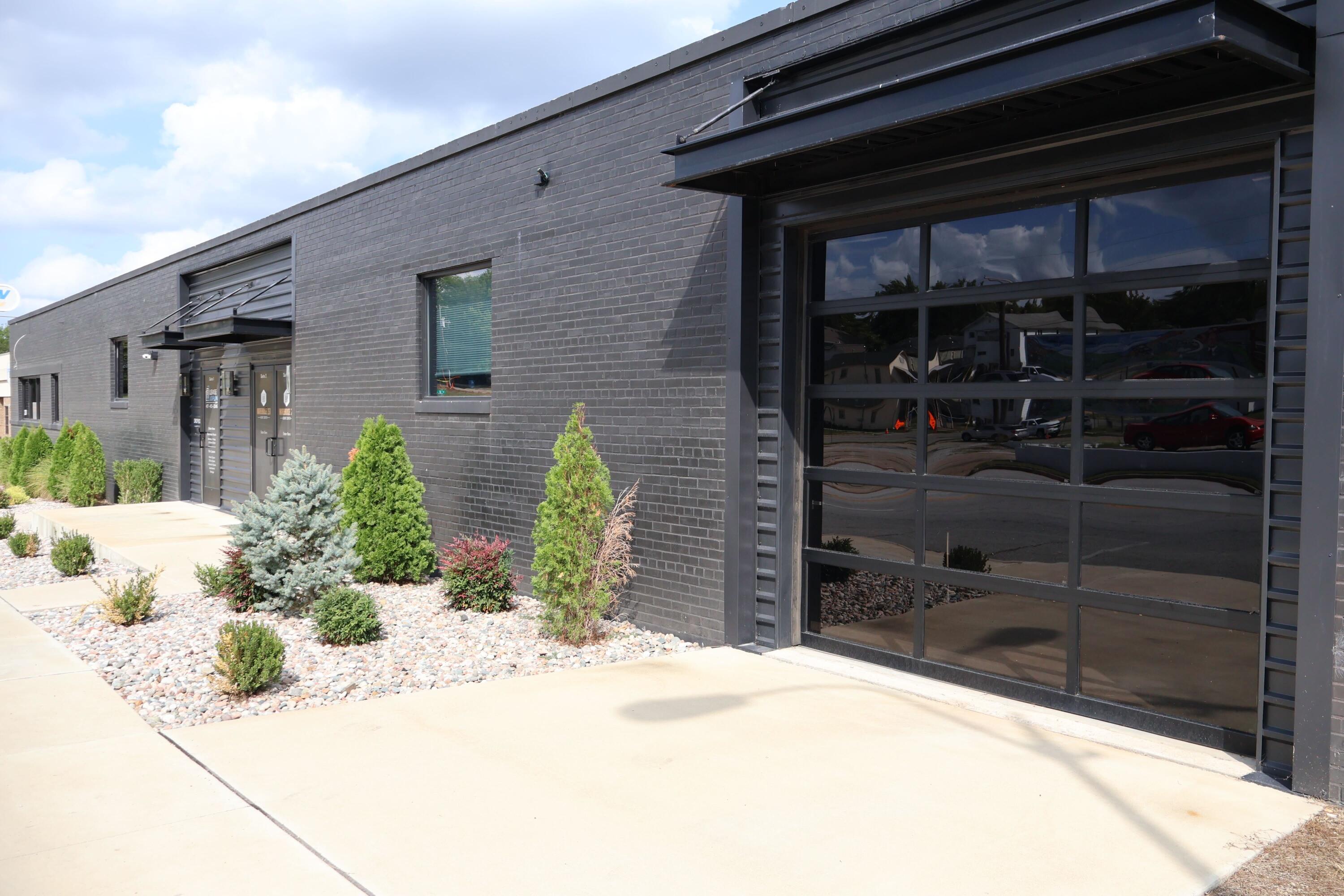 231 N Main 1