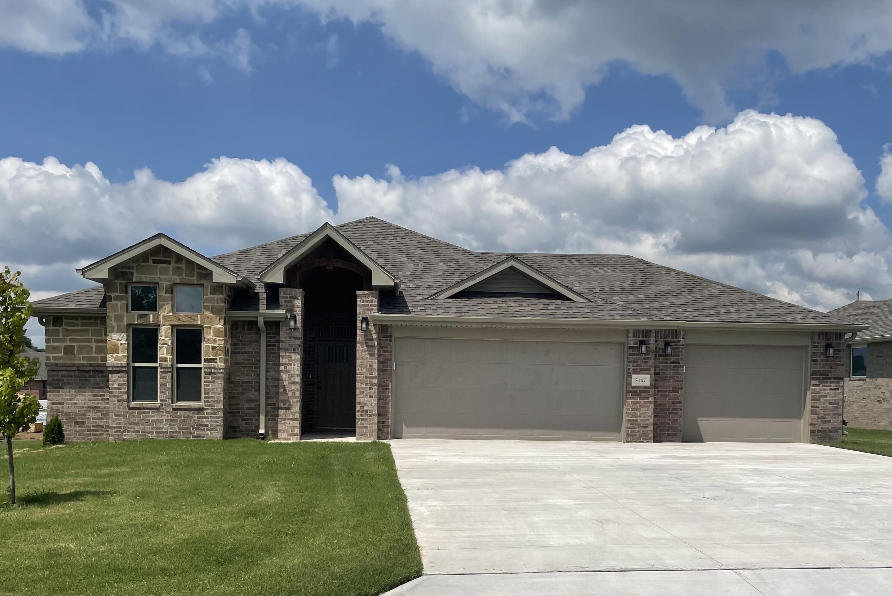 5147 S Tamarack 1