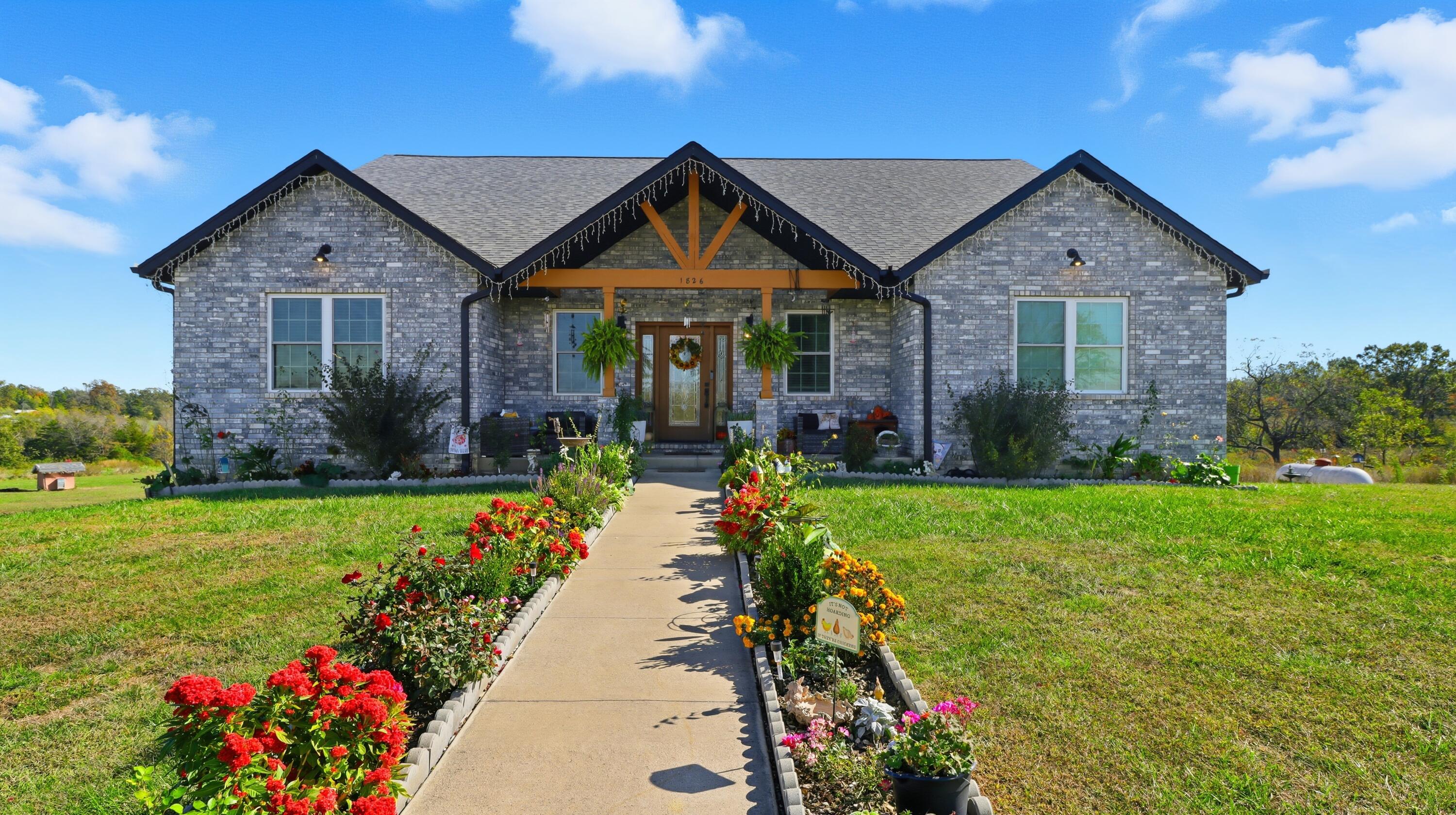 1826 Top Road 1