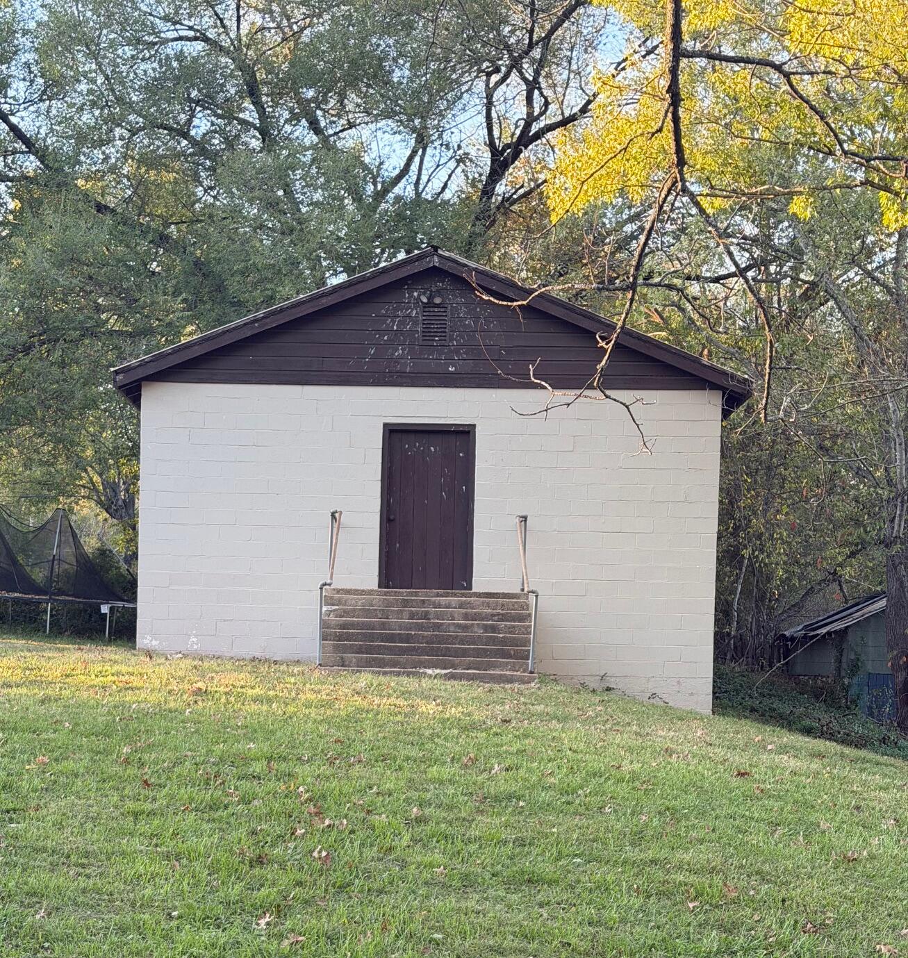 285 Church 1