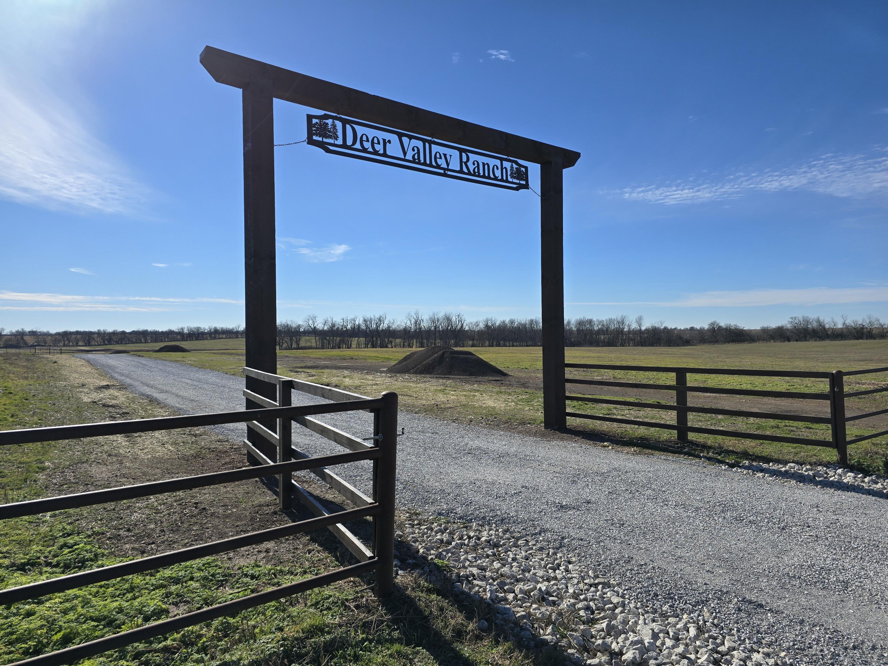 000 W Farm Road 94 Tract 5 1