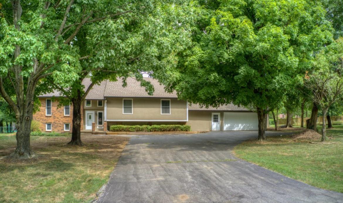 202 Split Rail Drive 1