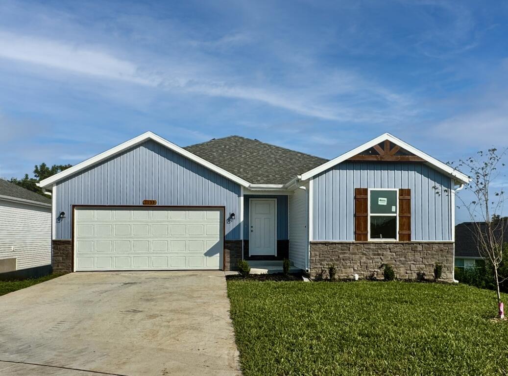 1133 E Habersham 1