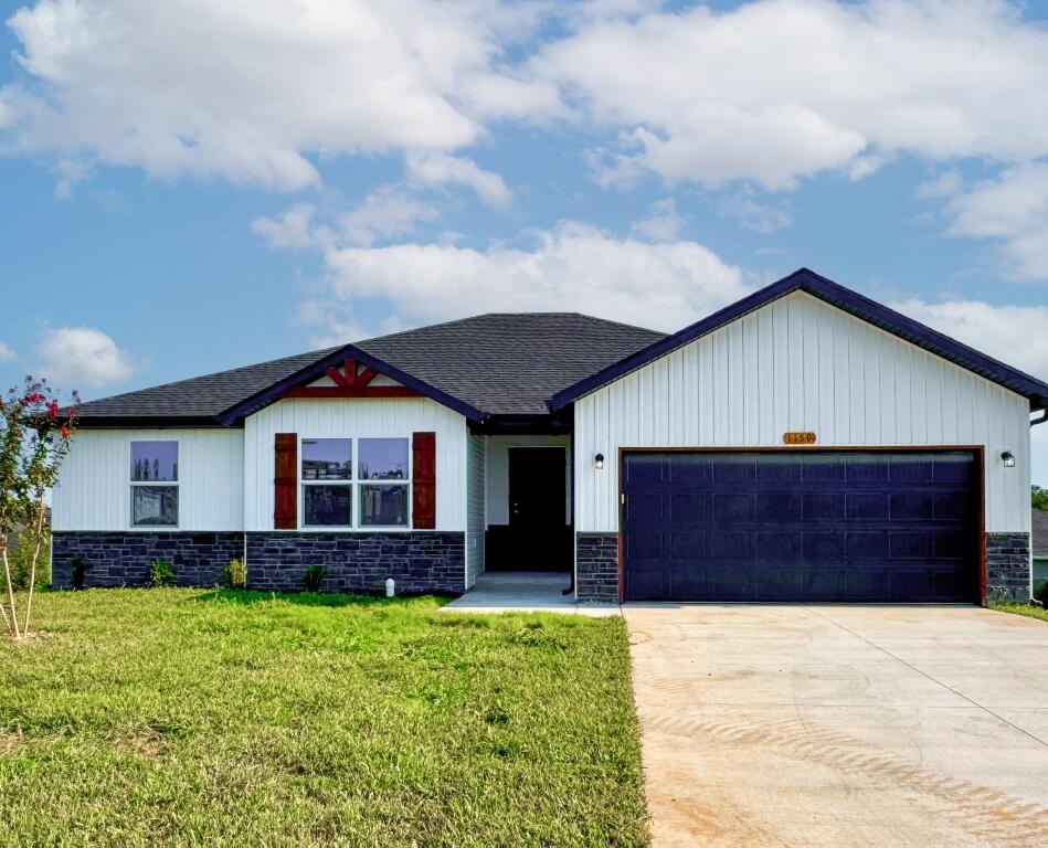 1159 E Habersham 1