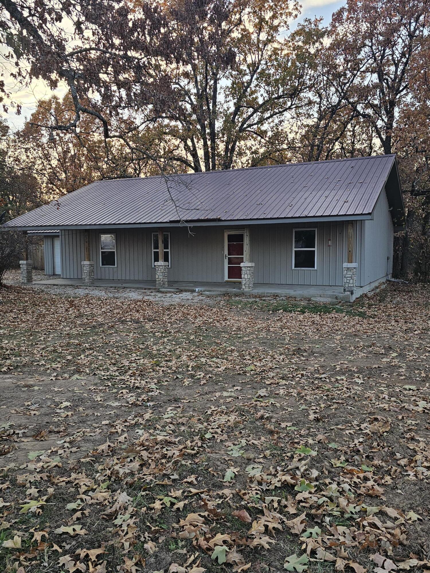 5009 S 142nd 1