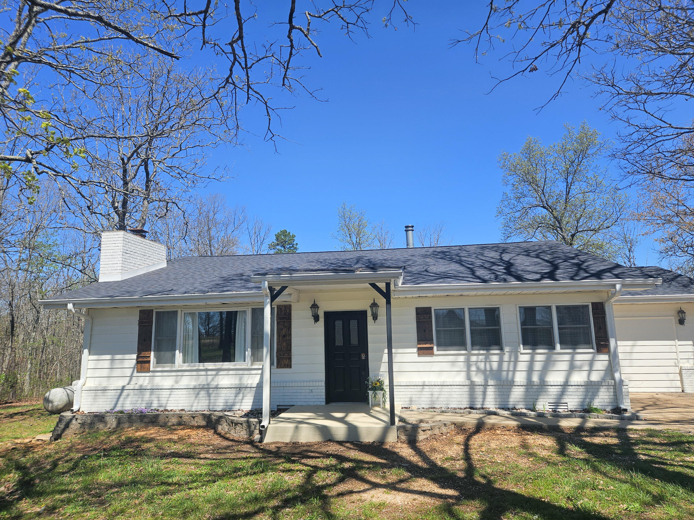 21371 Howell Road 1