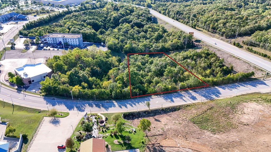 000 Expressway #Lot 5 1