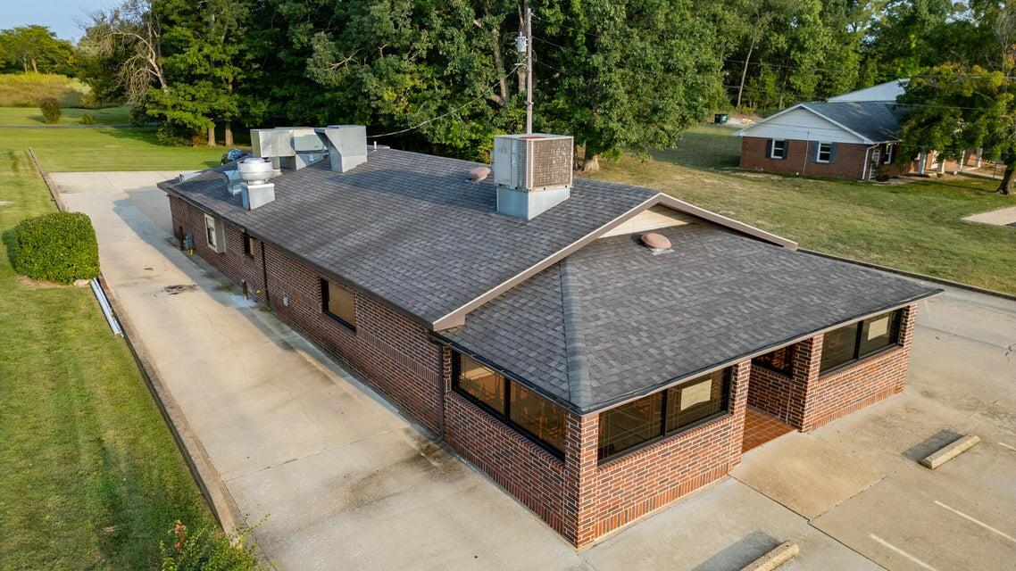 924 N Main 1