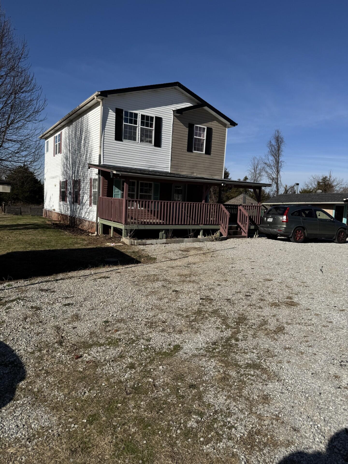 27691 Longview