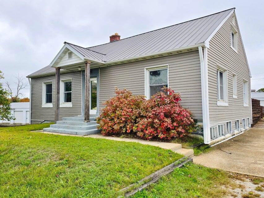 820 S Sam Houston 1
