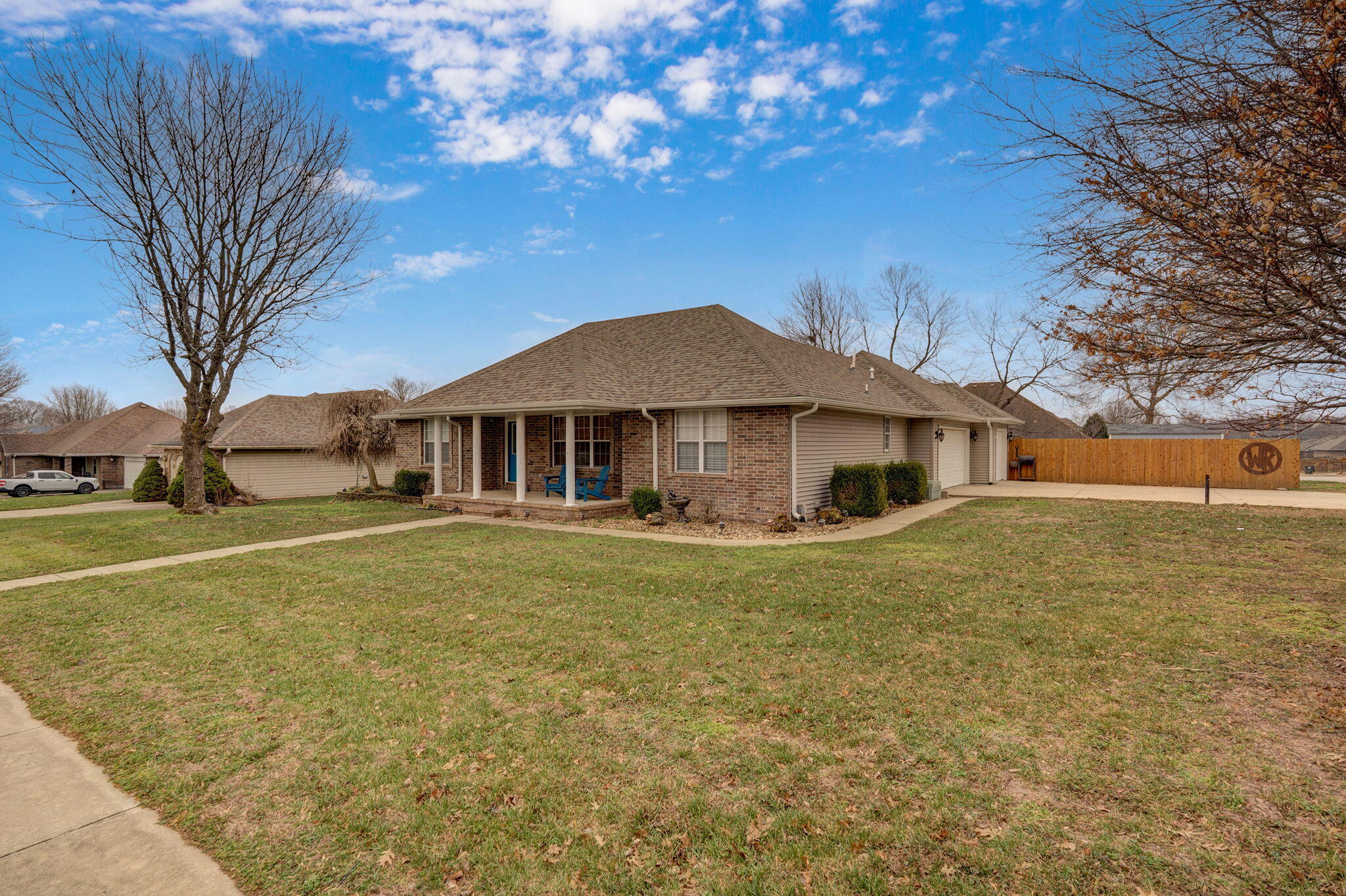 1302 E Primrose 1