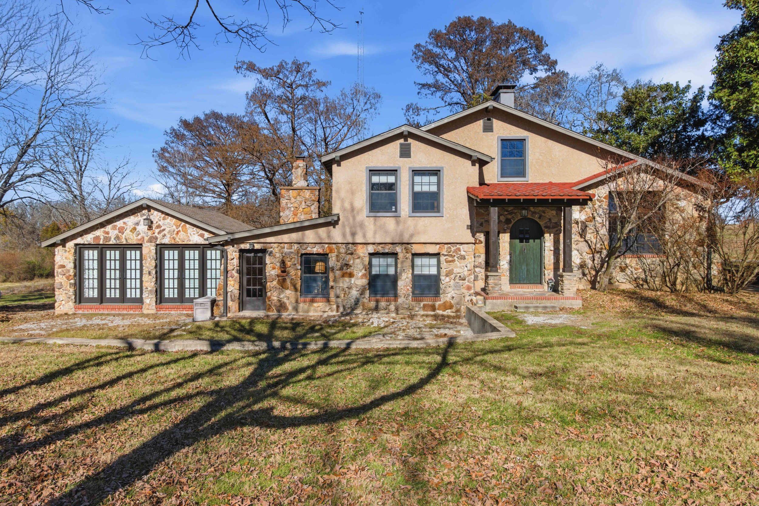 335 Westwood 1