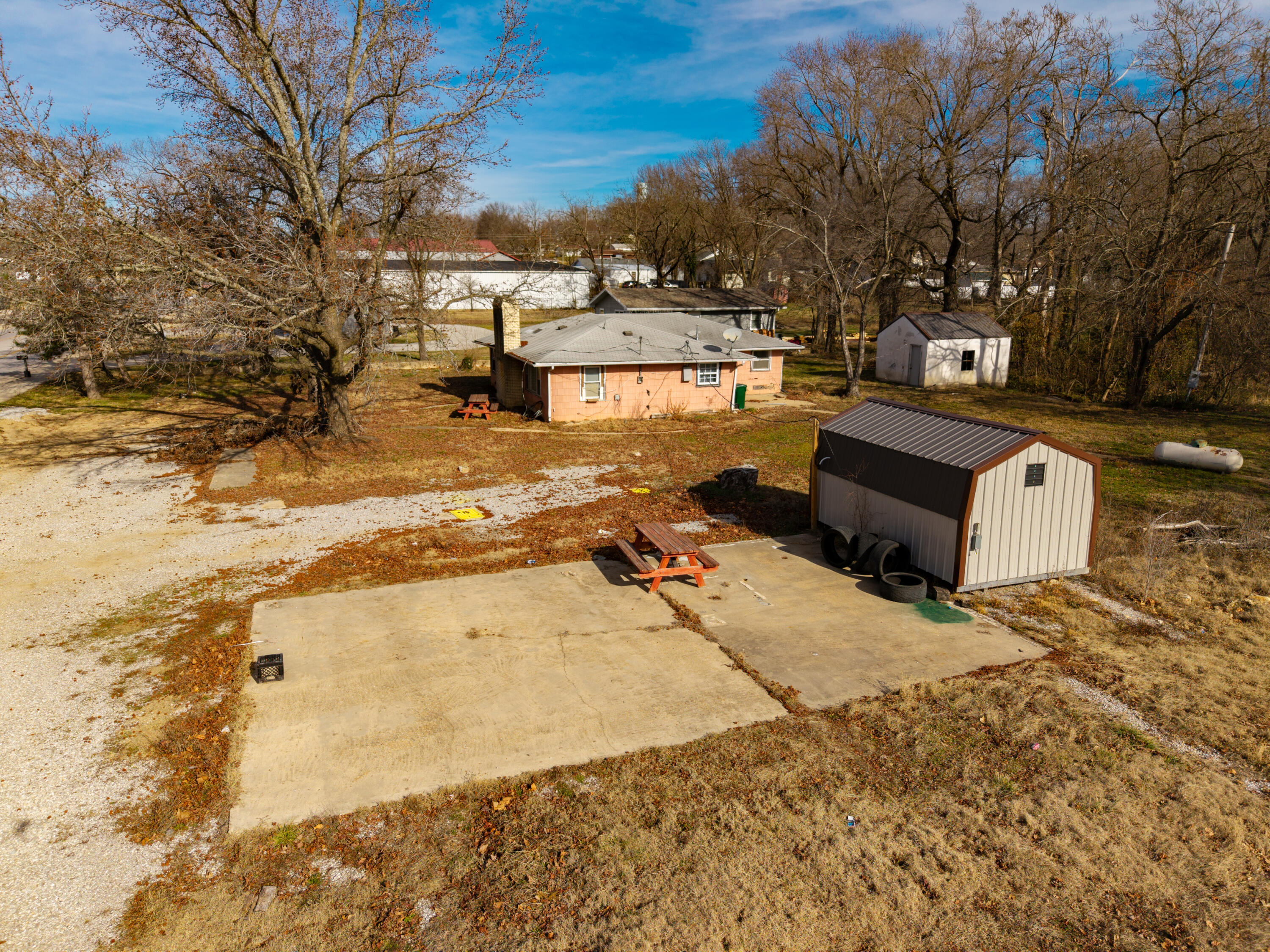 1006 N Jefferson 1