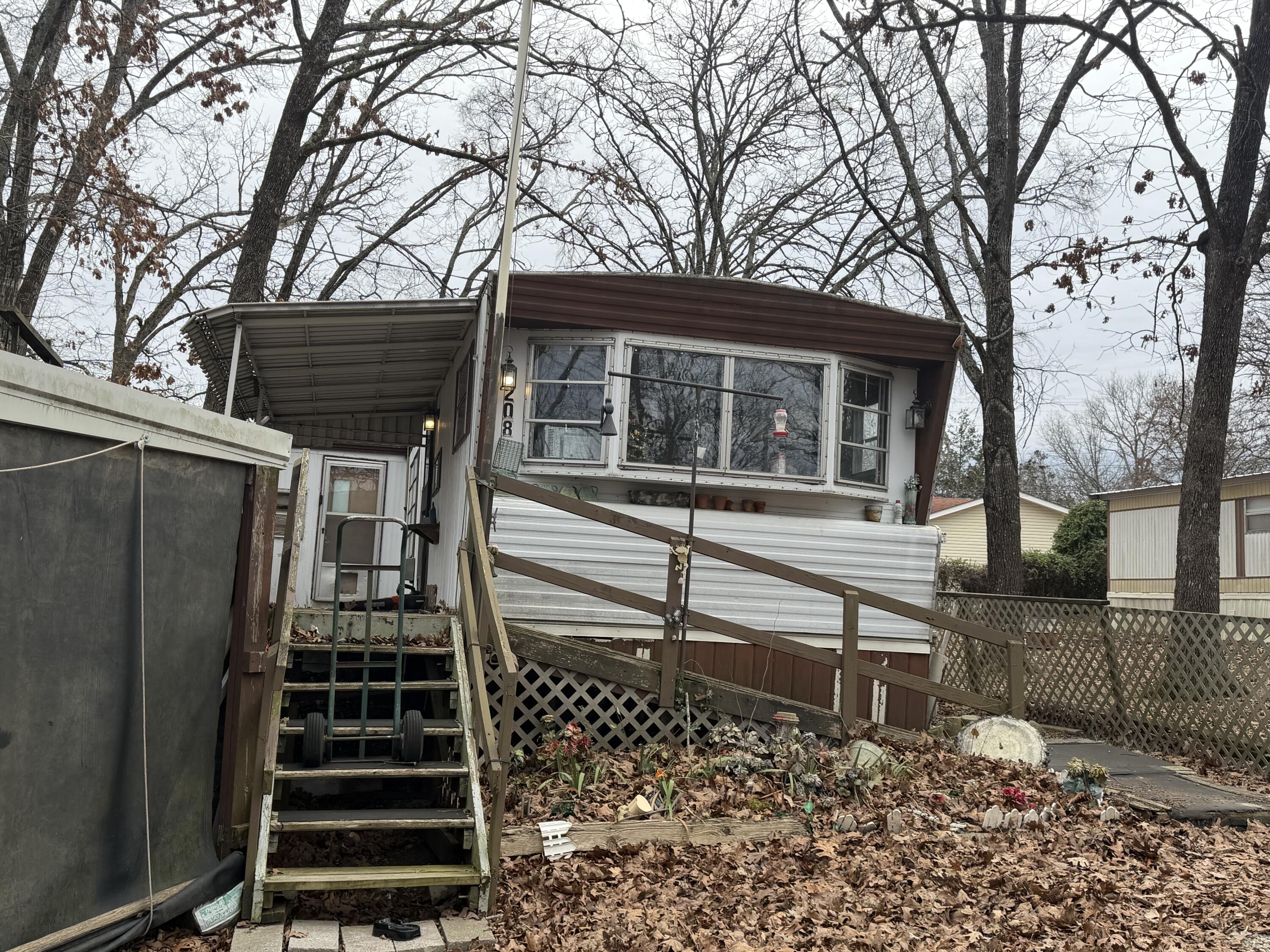 208 Beaver 1