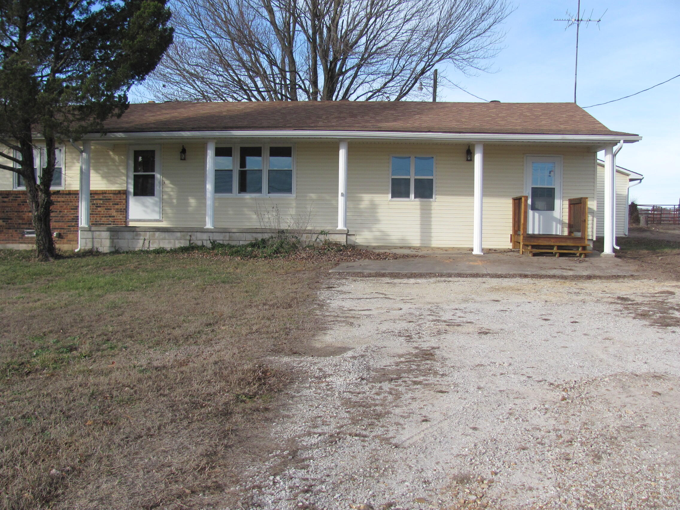 665 N Lemmon 1