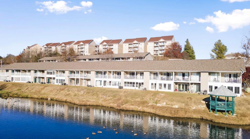 31 Golfshores #Apt 19 1