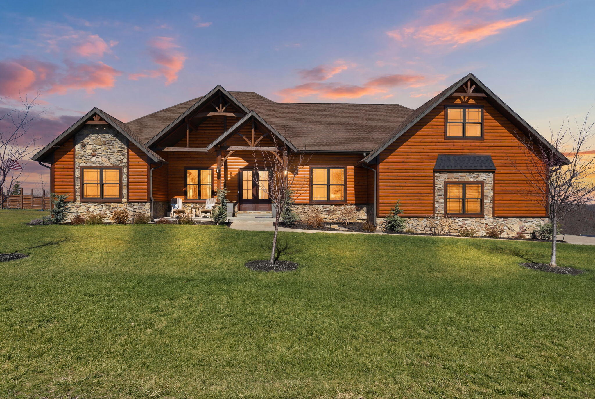 815 Forest View 1