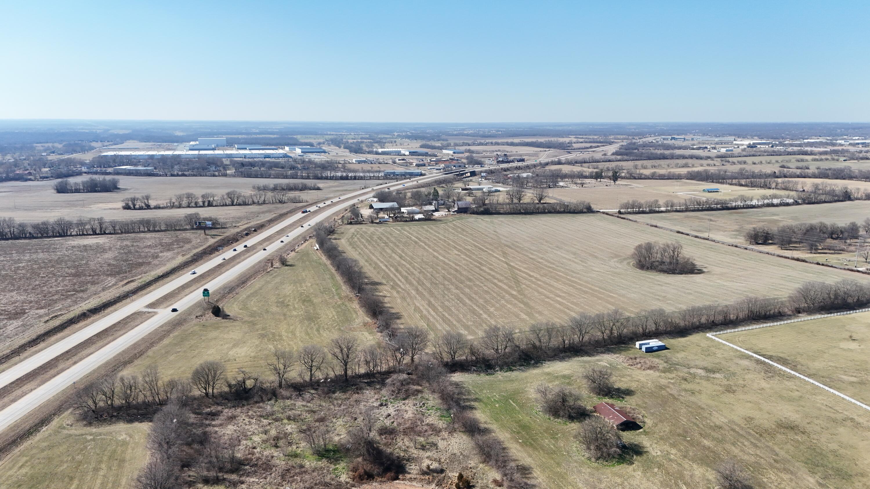 6140 W Farm Road 156 1