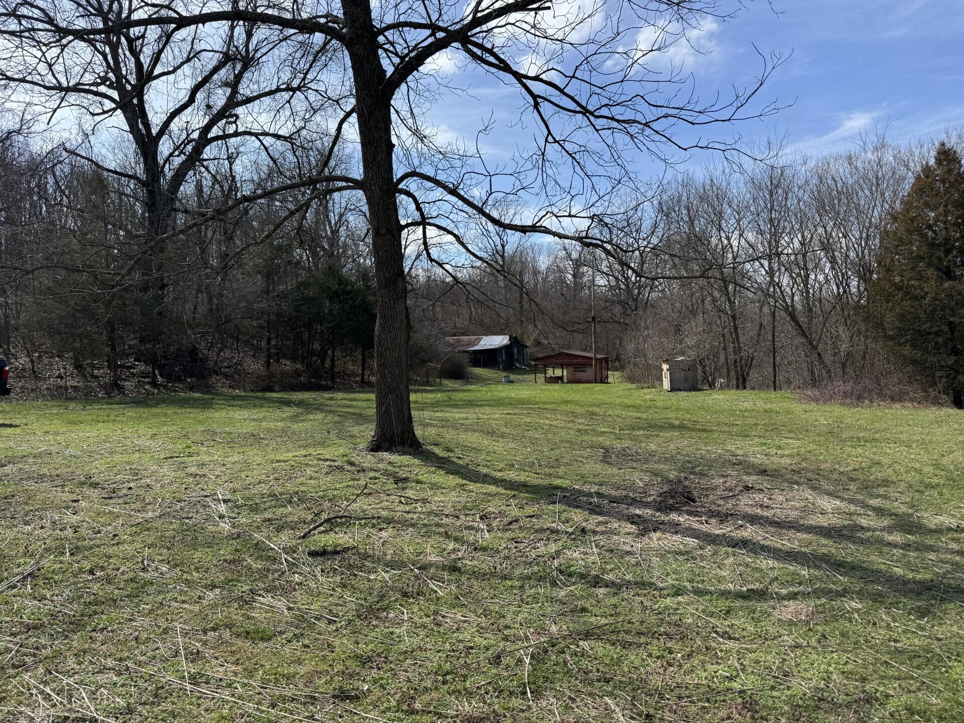 421 Farm Road 2160
