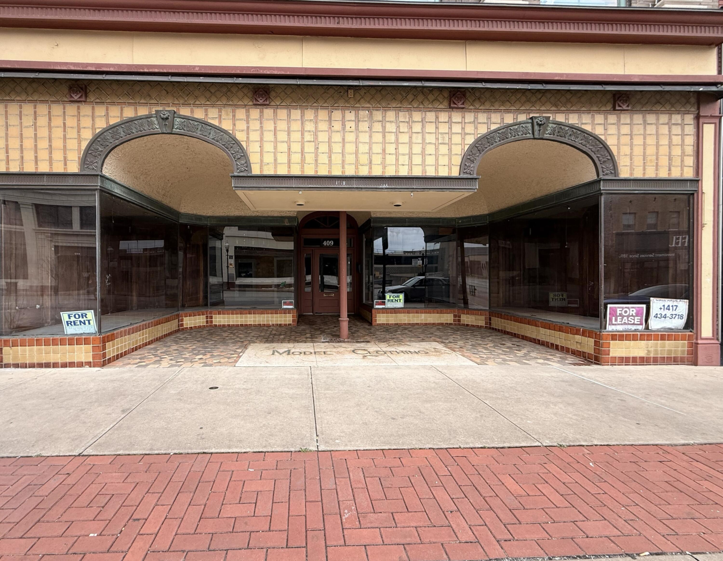409 S Main 1