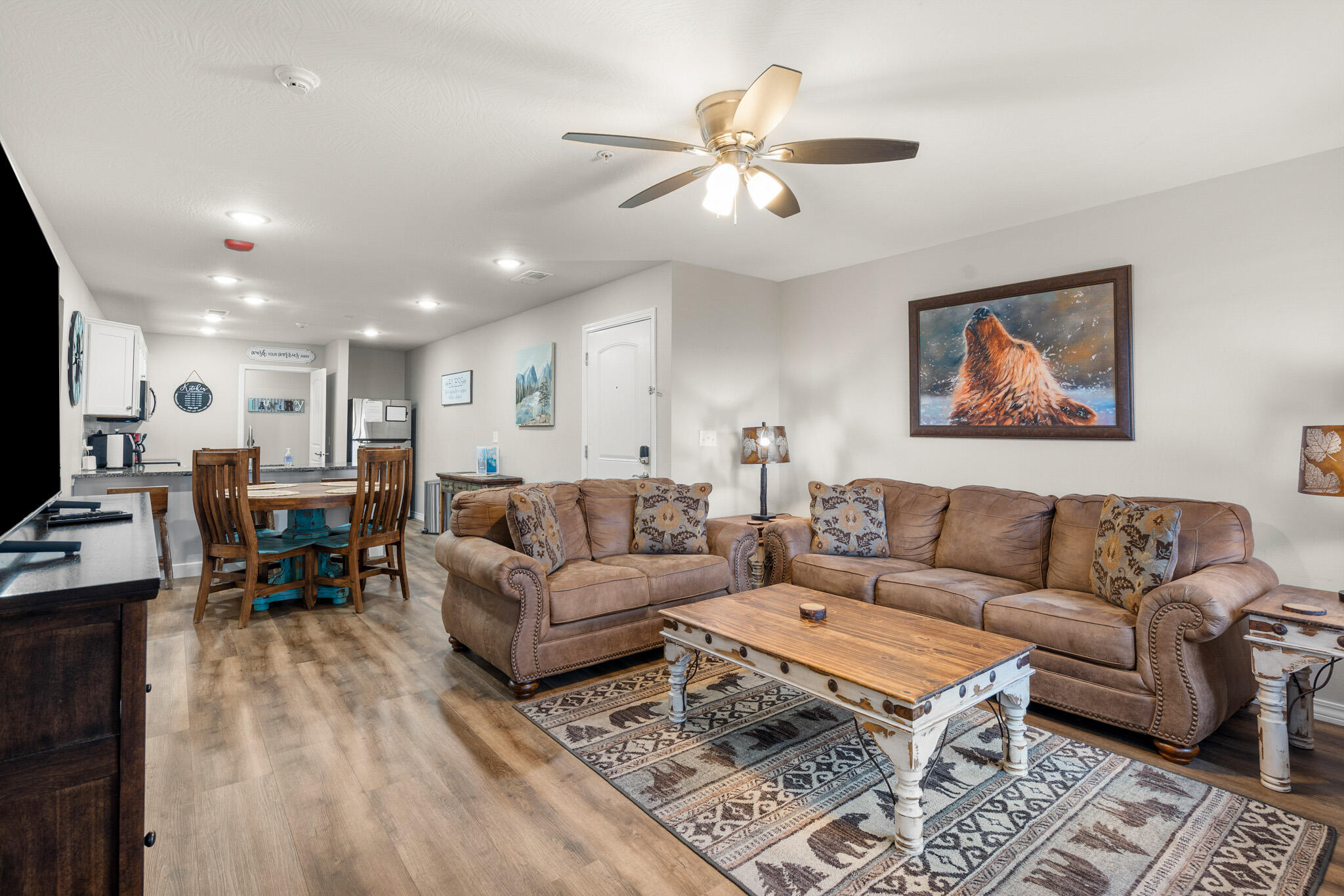 3105 S Vineyards #Unit 2 1