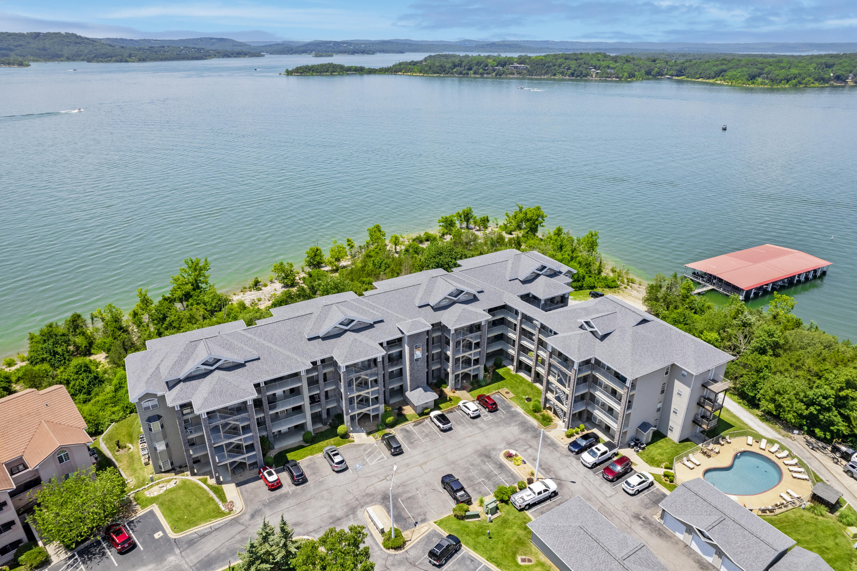 680 Emerald Pointe #1 1