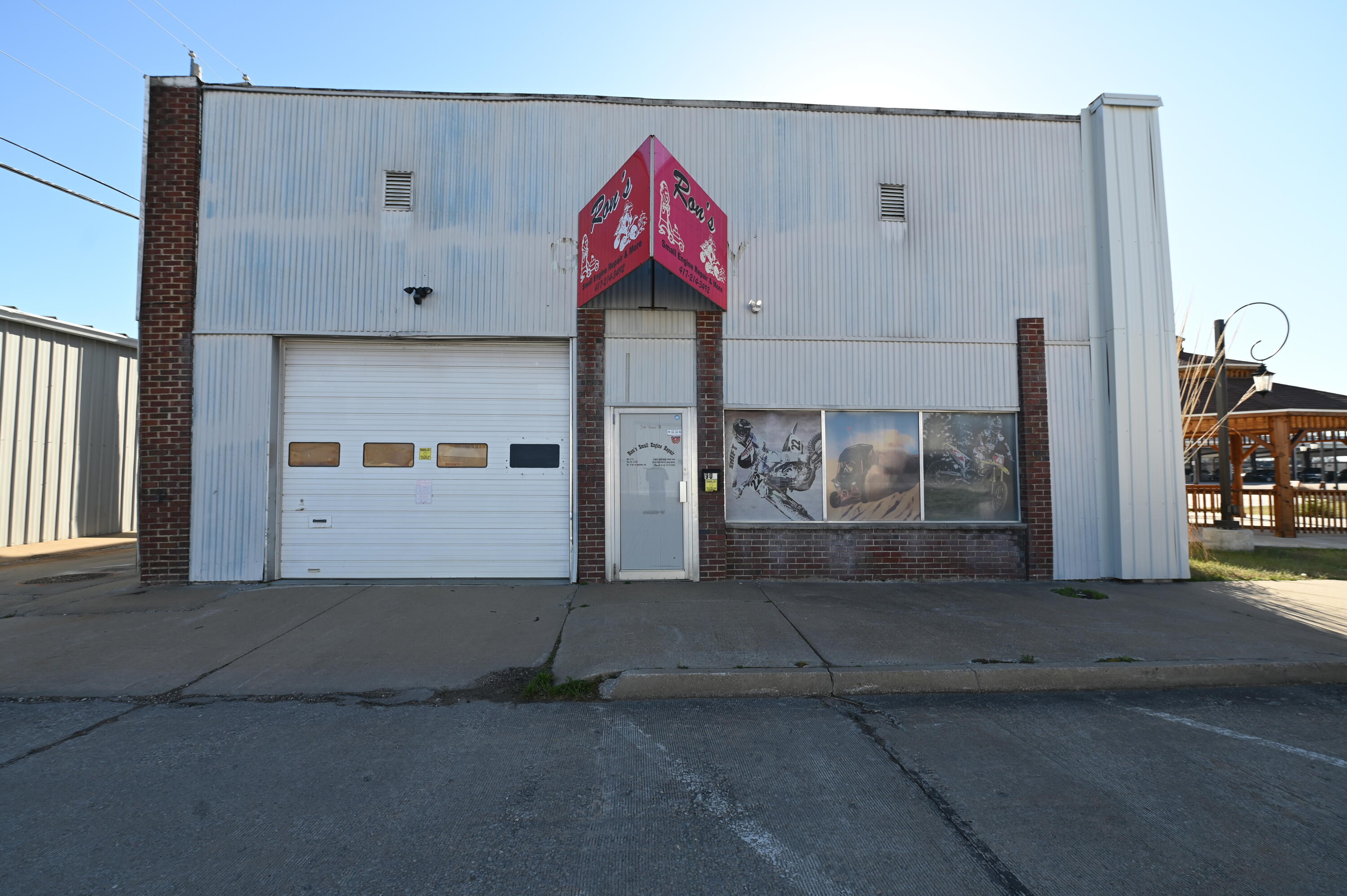 904 Broadway