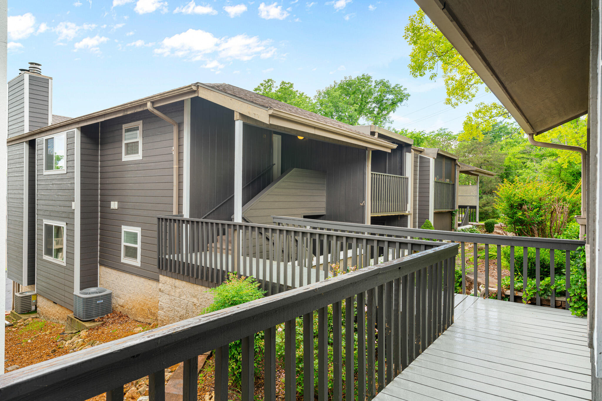 118 W Hensley #1d 1