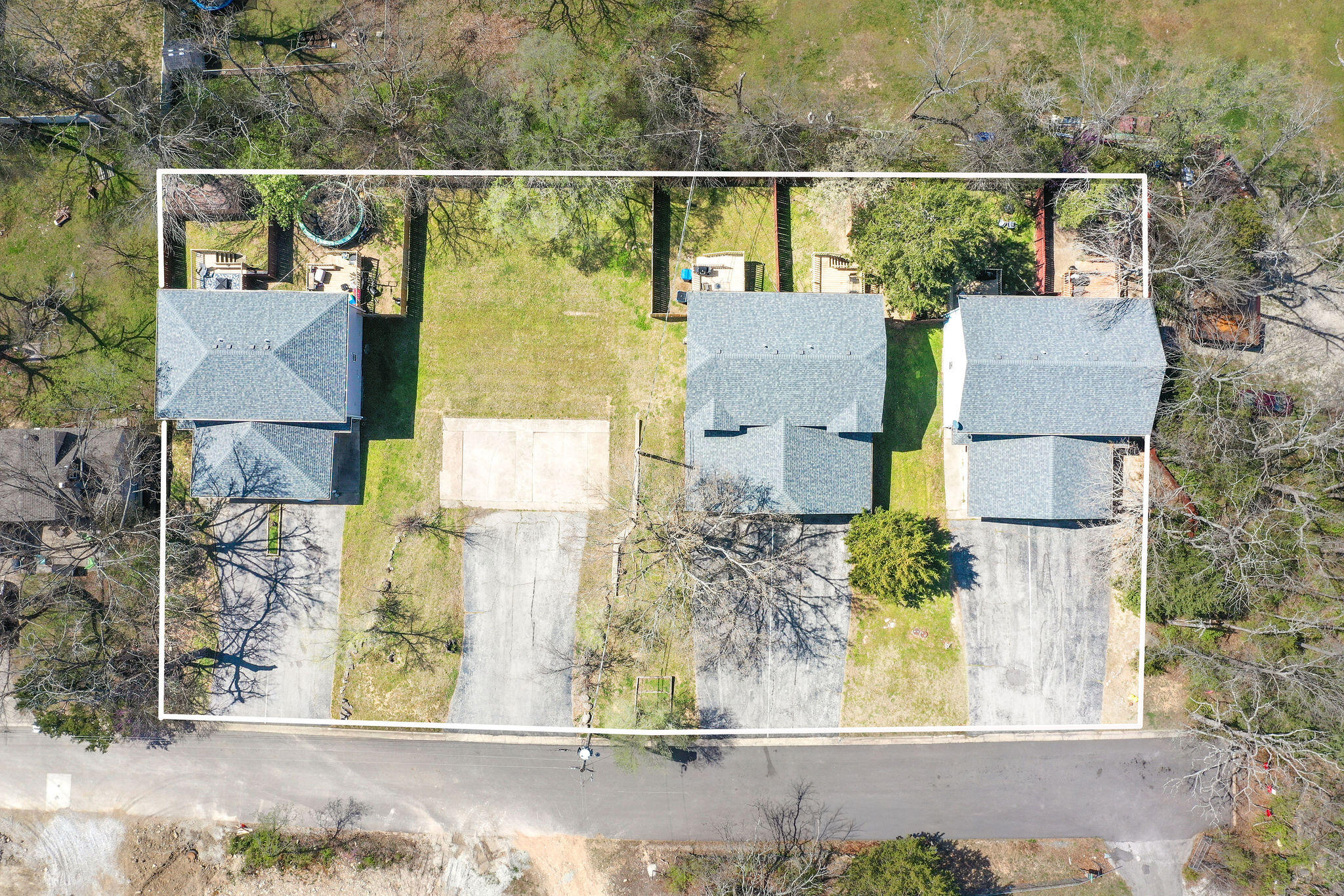 317-347 Hawthorne 1
