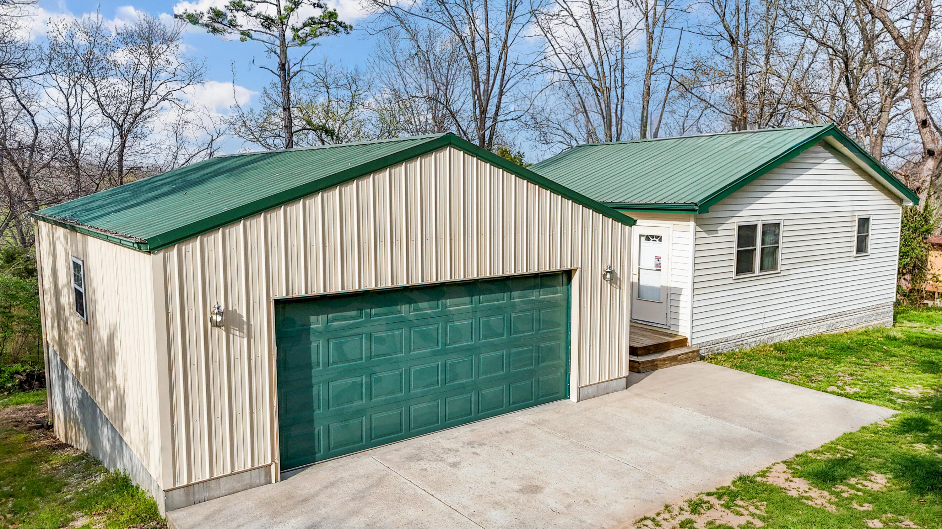 28316 Farm Road 1220 1