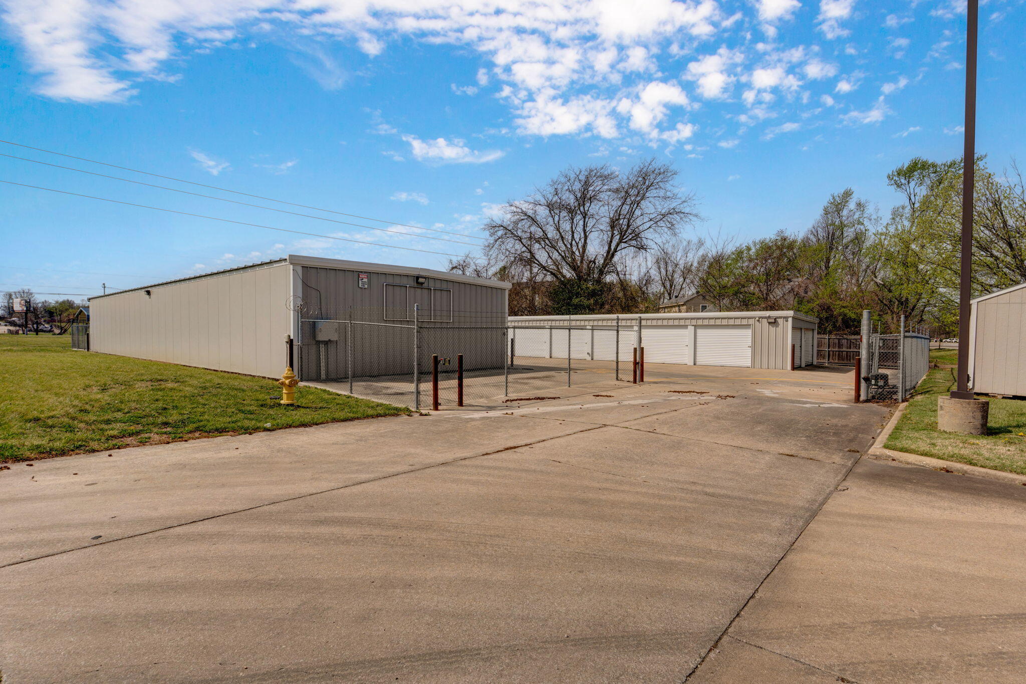 506 W Edgewood 1