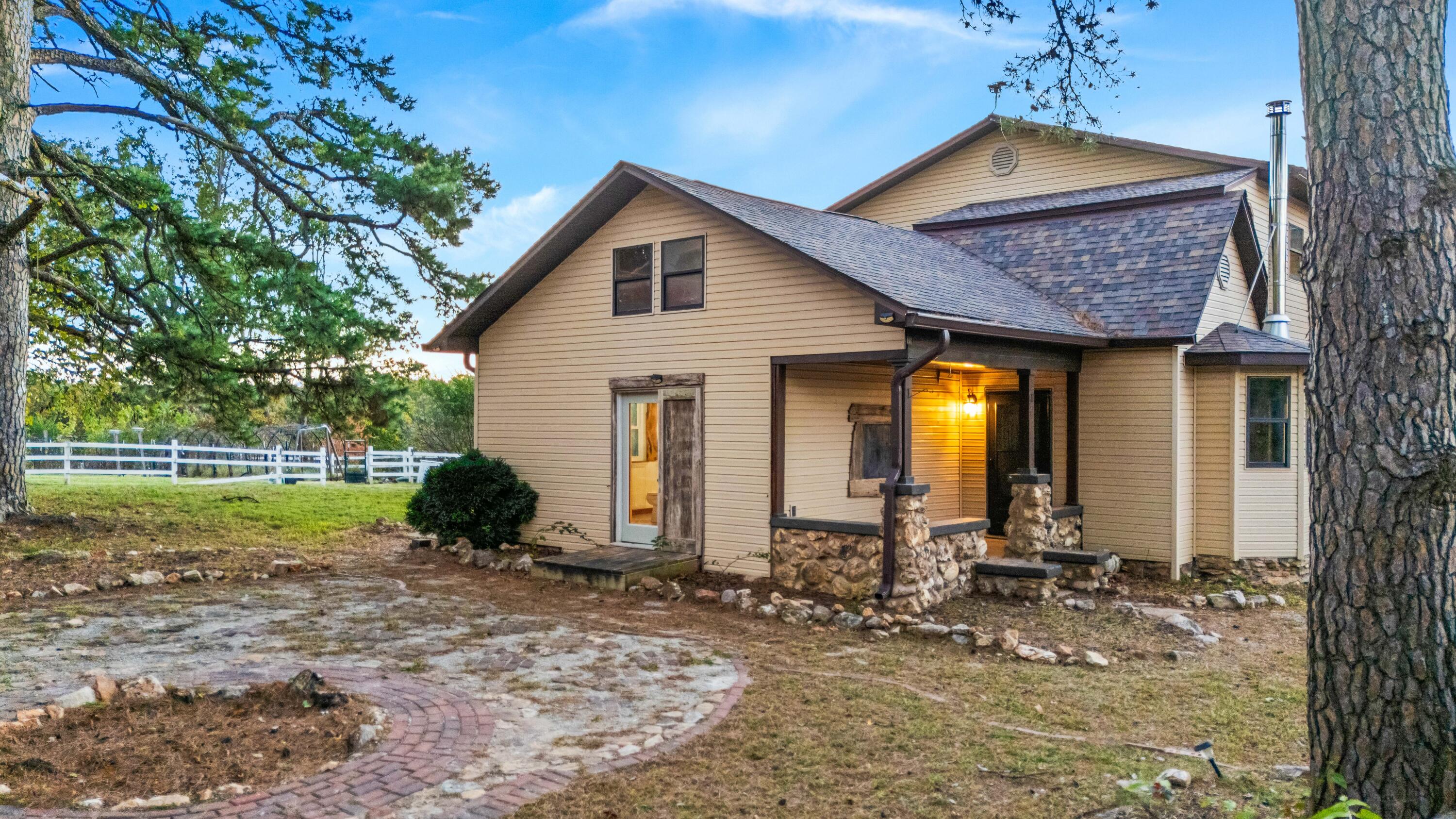 9769 County Road 8530 1