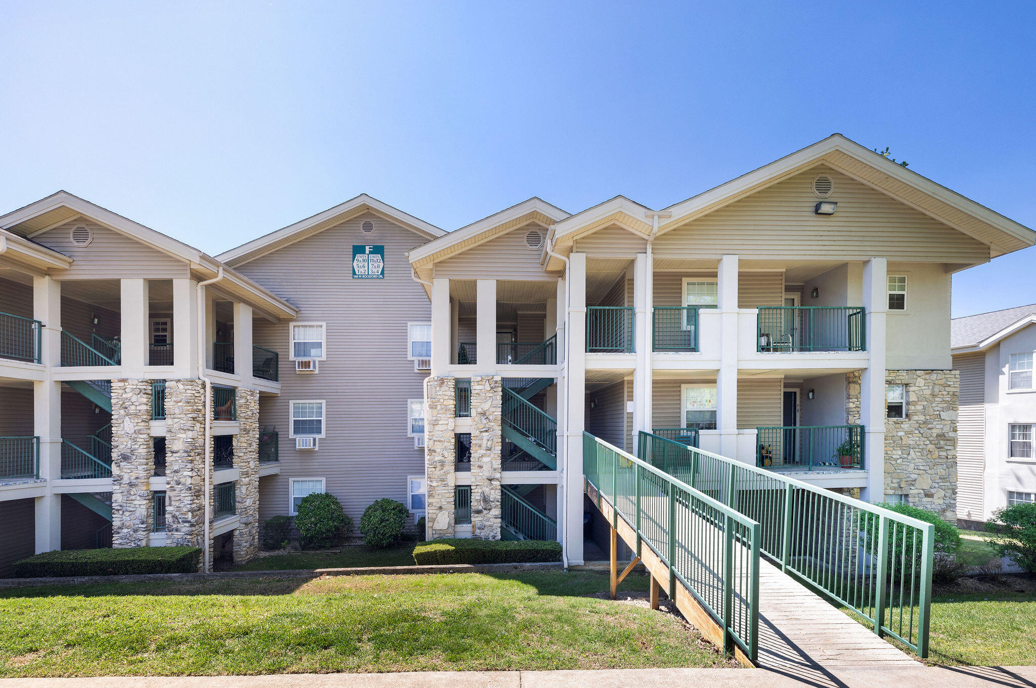 160 W Rockford #F 11 1