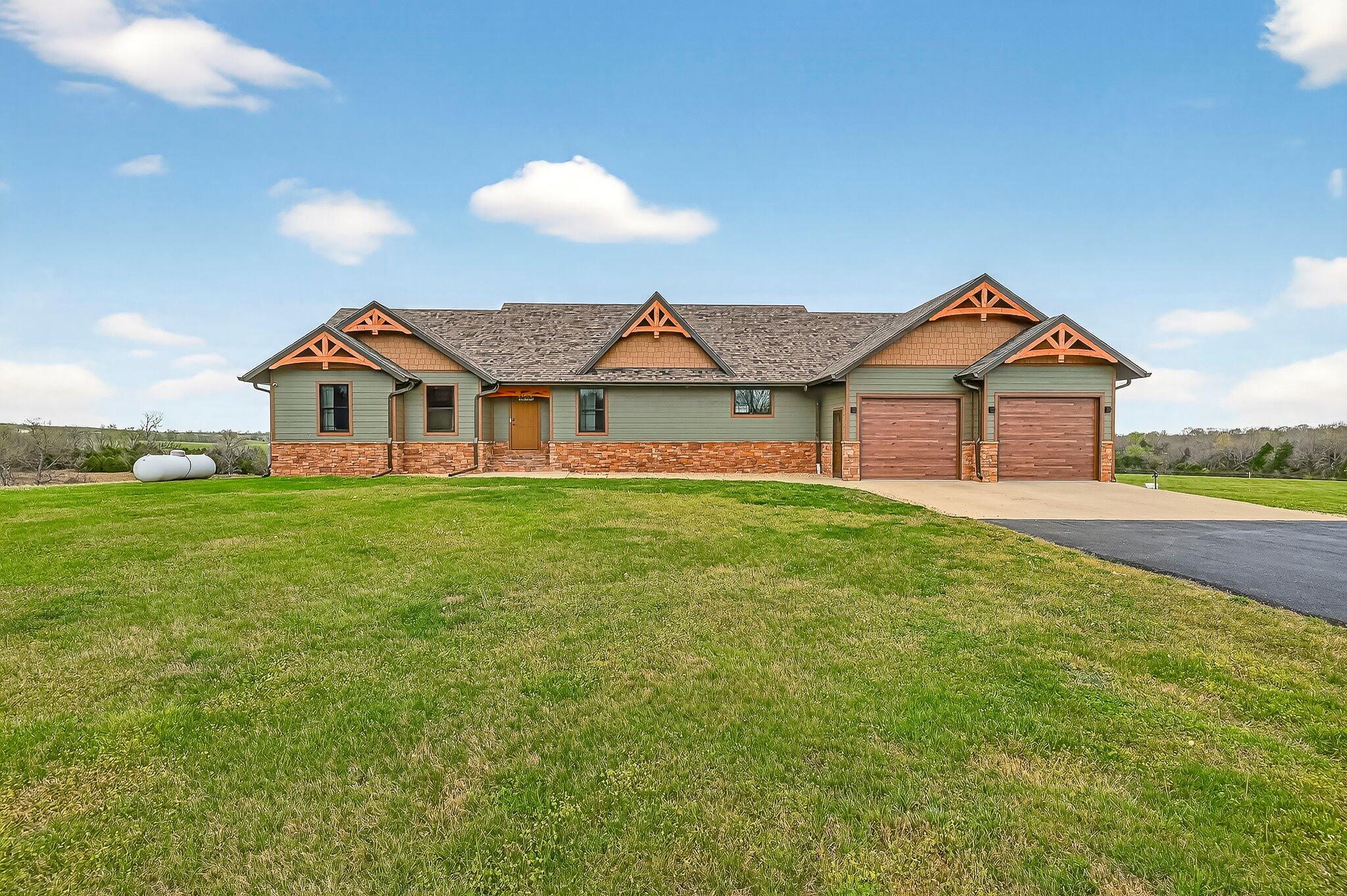 132 County Road 900 1